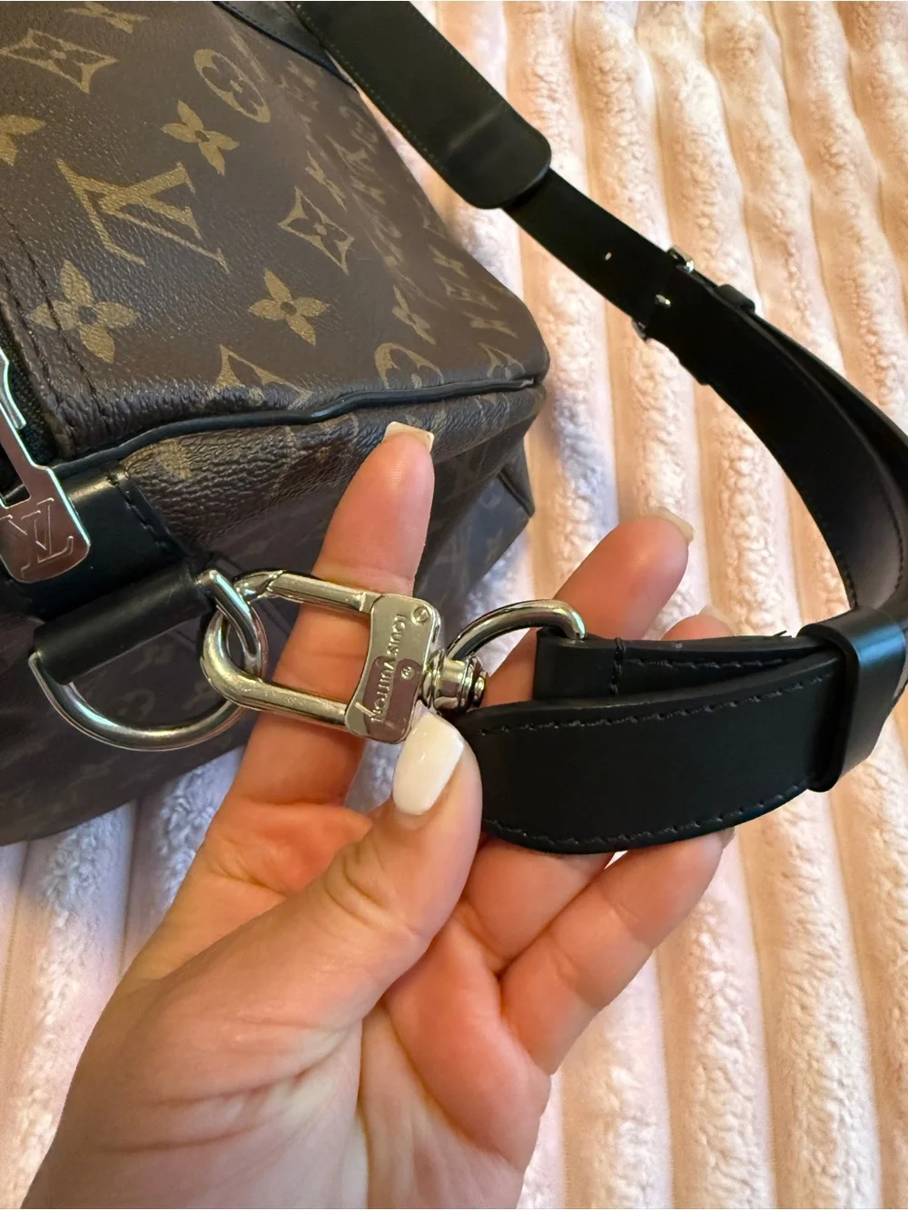 Louis Vuitton 100% authentic